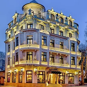 3* Otel Royal