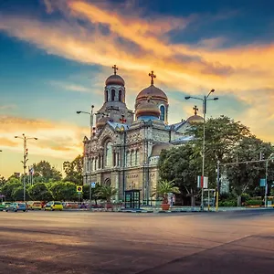 Apartament Kafedral, Varna